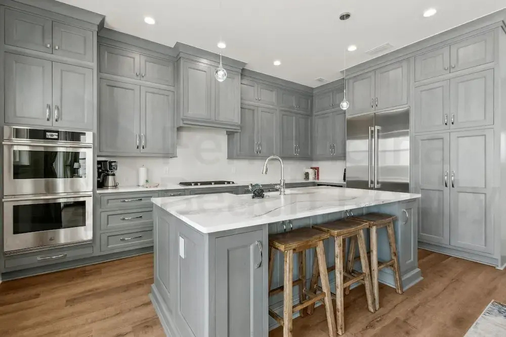 1088 S. Fletcher Ave 5 Bedroom Home