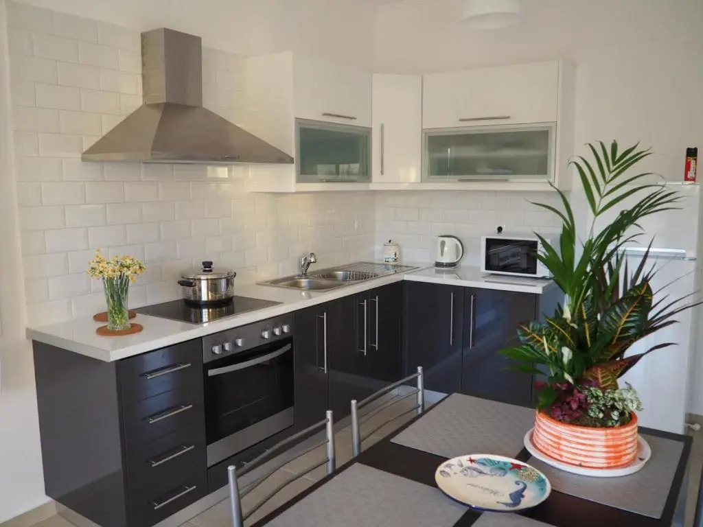 Kanellos luxury apartments