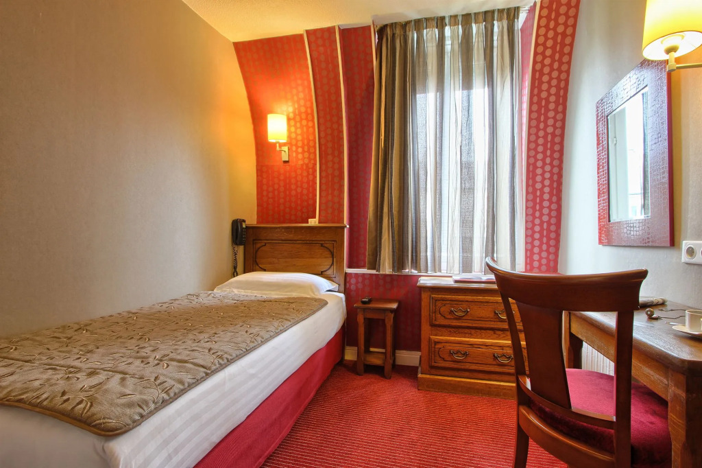 Welcome Hotel