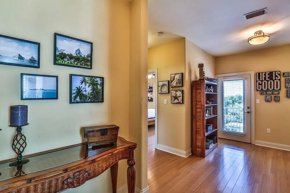 LIVIN THE DREAM 4 Bedroom Holiday Home by Five Star Properties