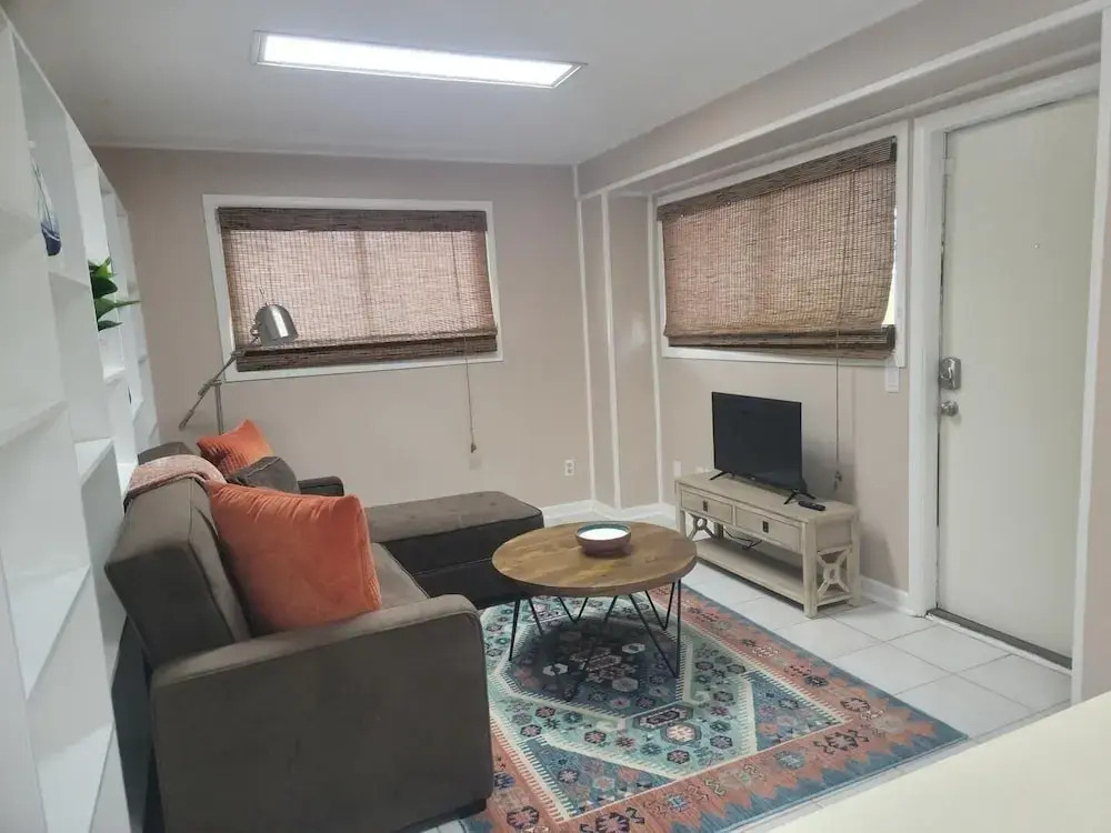 Sunset Dreams off Bay Large Home Sleeps 14 3 Bedroom Home by Redawning