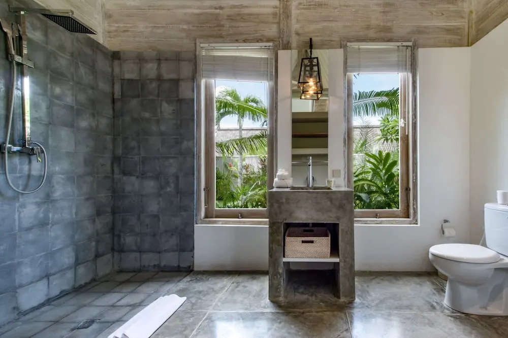 Luxury 4 Bedroom Villa With Private Pool, Bali Villa 2007