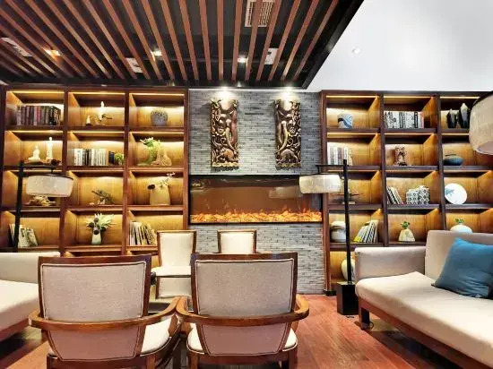 Crystal Pudi Hotel (Jingdezhen Zhushan Dongshi Huangyao)