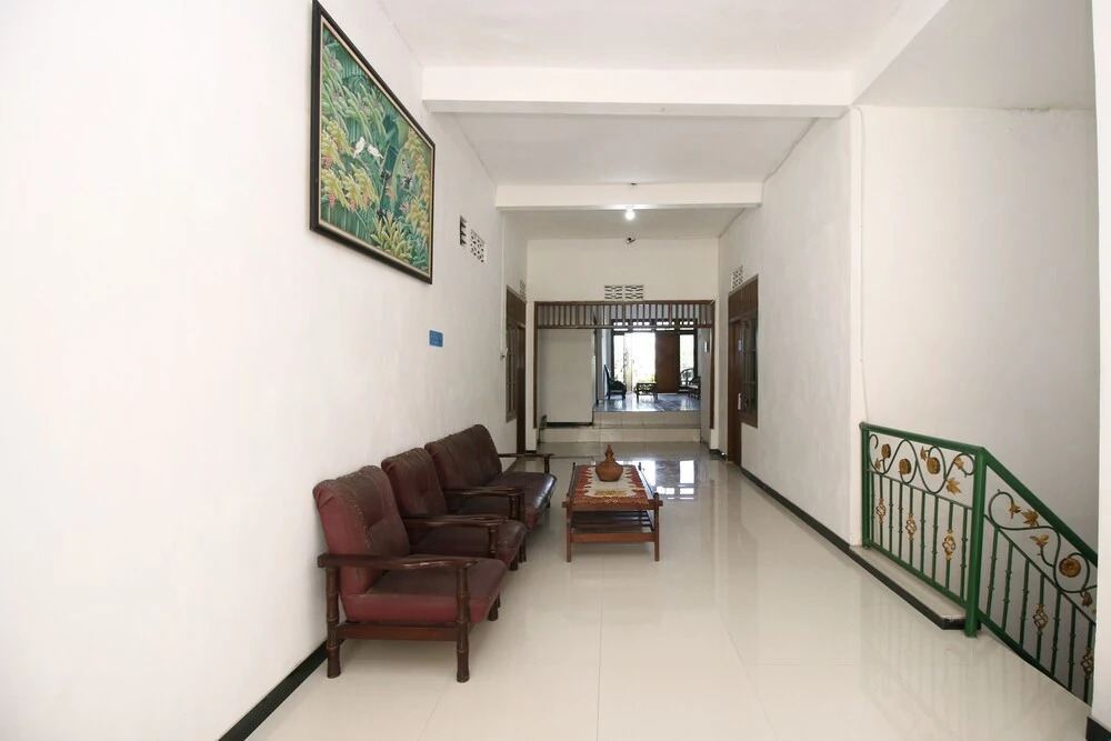 Airy Eco Syariah Rungkut Raya Medokan Sawah 28 Surabaya