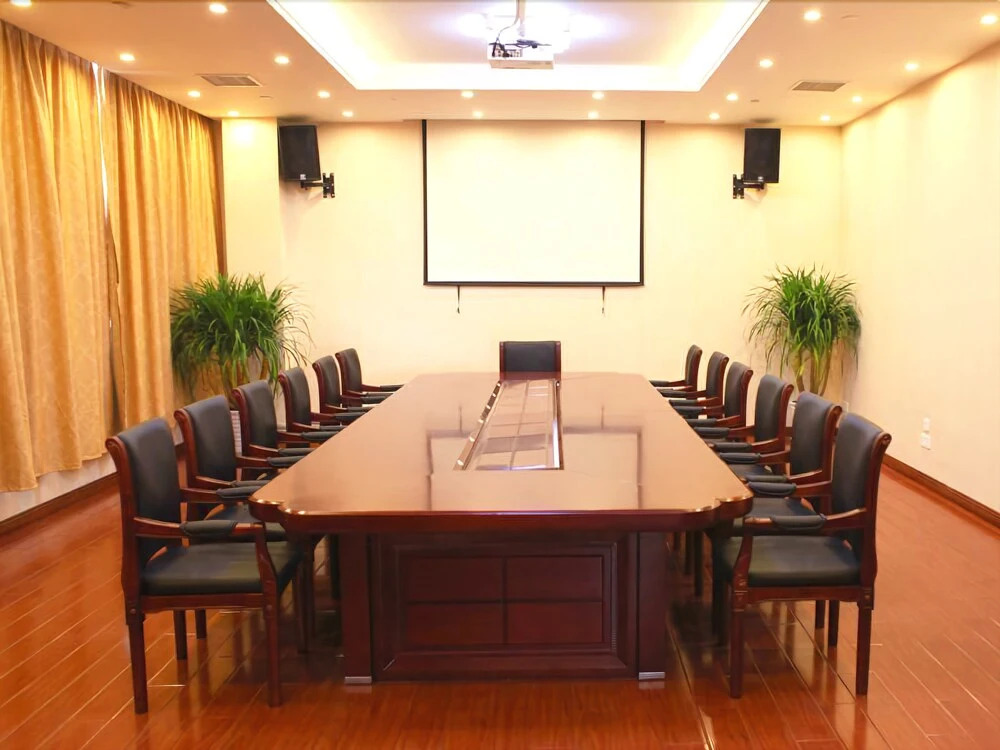 GreenTree Inn Shanghai Songjiang Dongjing Tongle Road Happy Valley Bus