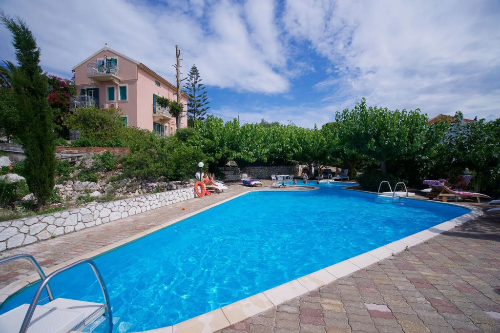 Dafnoudi Hotel Apartments