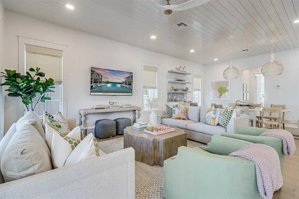 Afterley Pointe 213 LAK