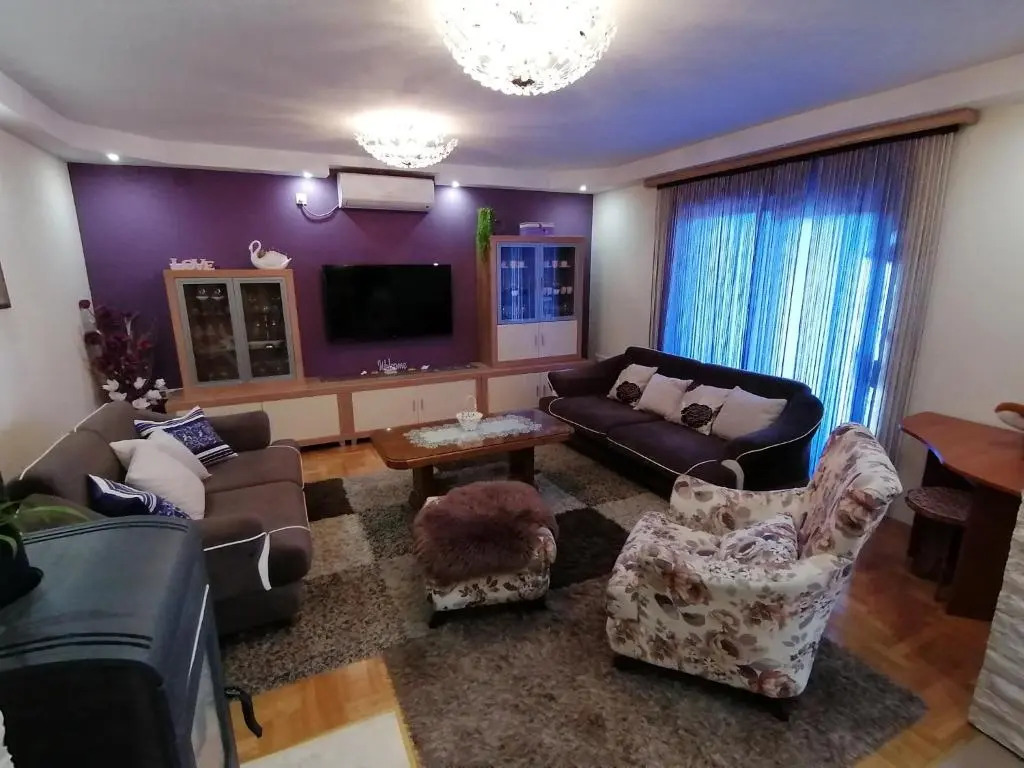 Holiday house Rončević 50m from sea A1