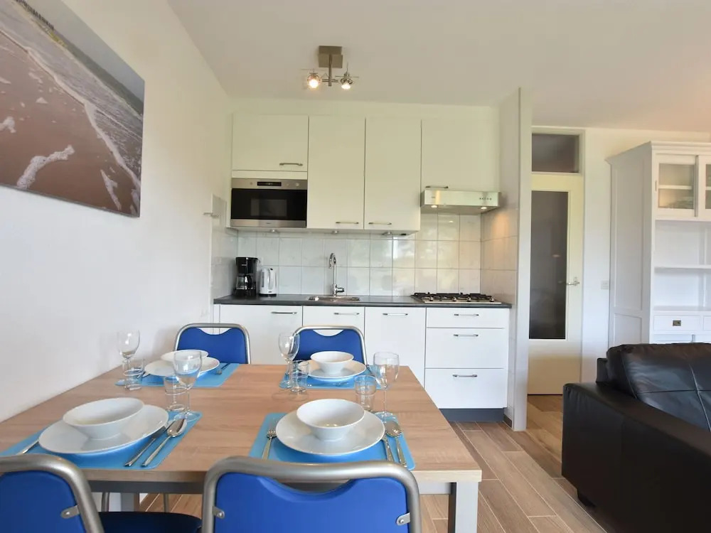 Tranquil Apartment in Nieuwvliet Near the Beach