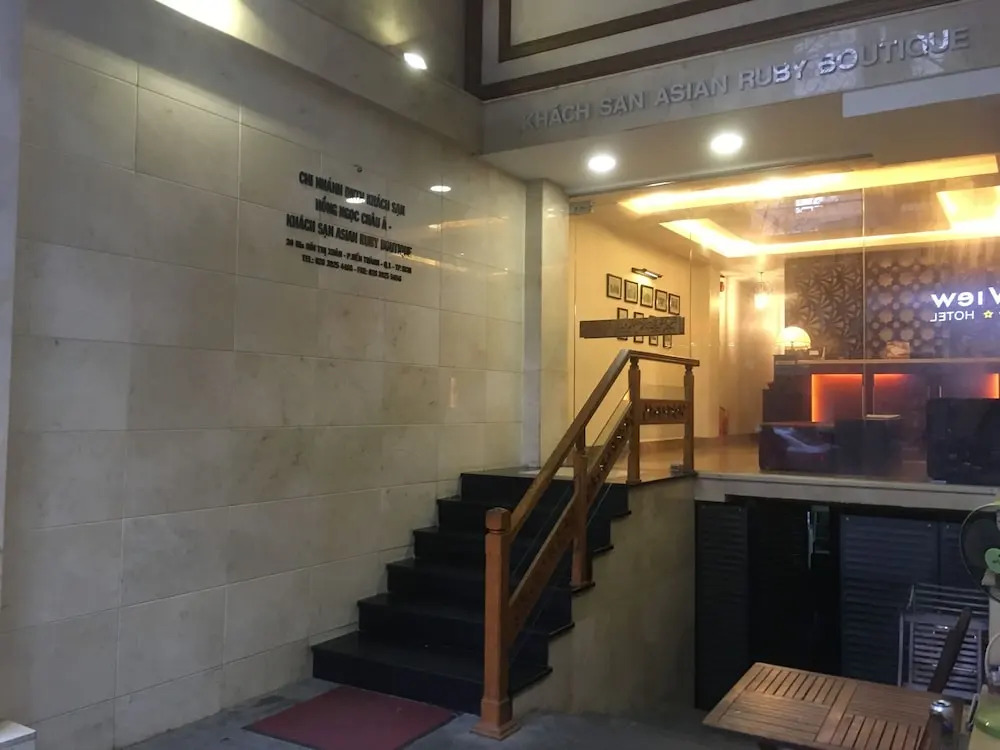 Mayflower Saigon Hotel