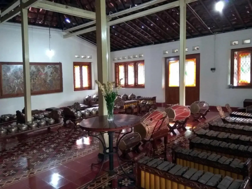Omah Pitoe Yogya Homestay