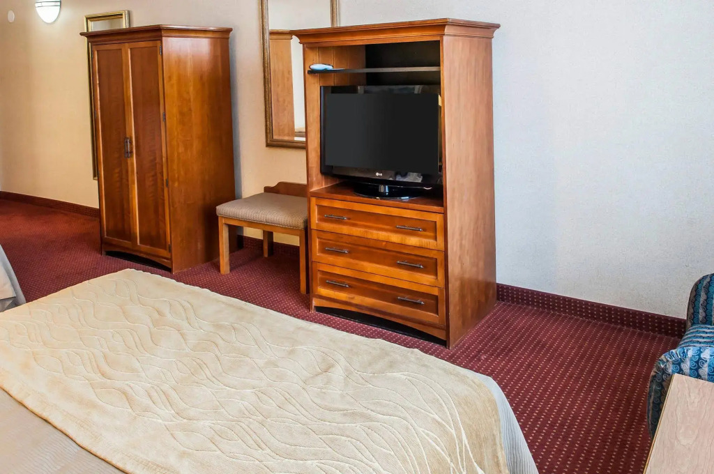 Comfort Inn & Suites I-25 near Spaceport America