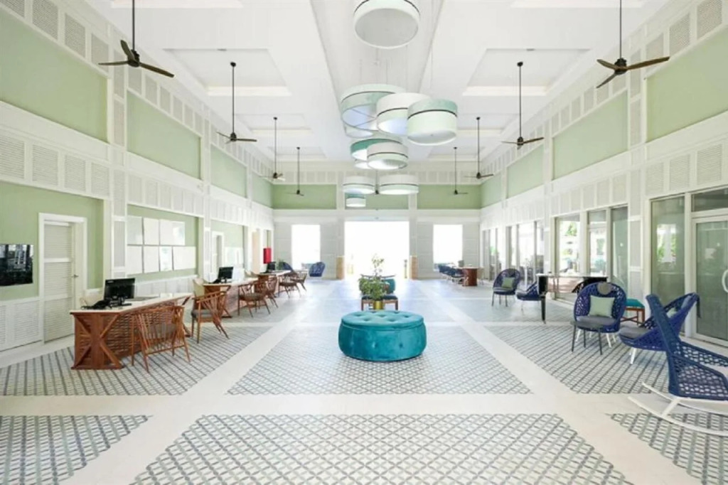 St Martin Beach Resort & Spa