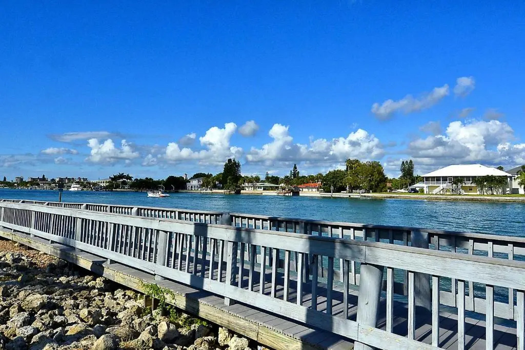 Land's End 10-202 Beach Front - Premier
