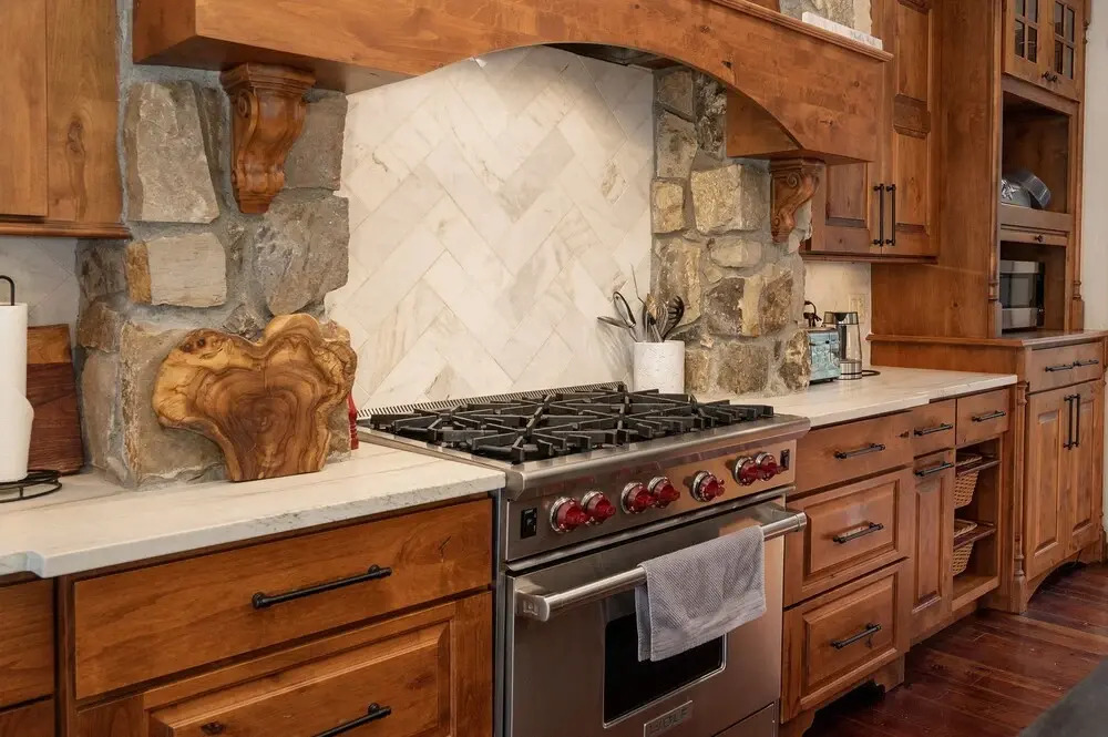 Iron Horse Manor 4 Bedroom Home