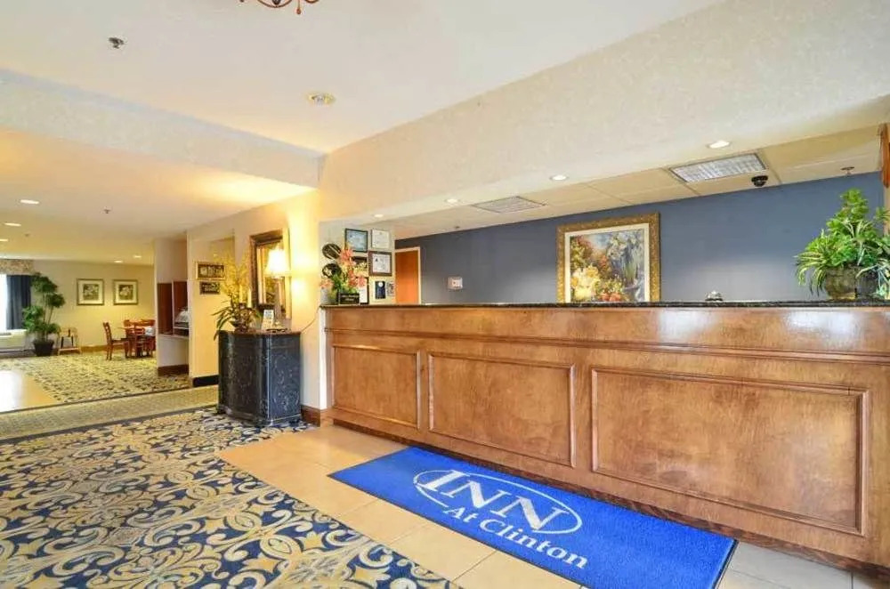 Inn at Clinton