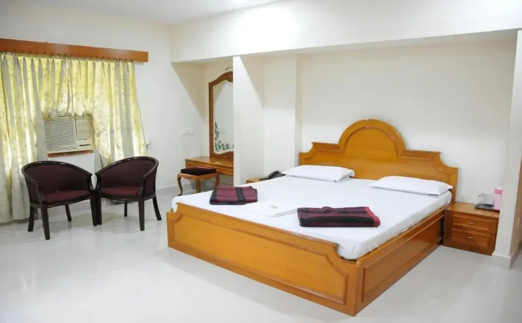 Lloyds Guest House, North Boag Road, T. Nagar