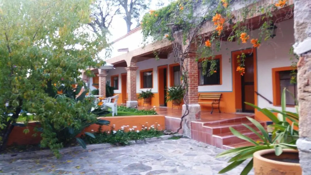 Hotel Los Mezquites