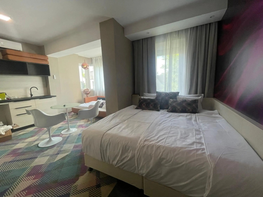 Science Hotel