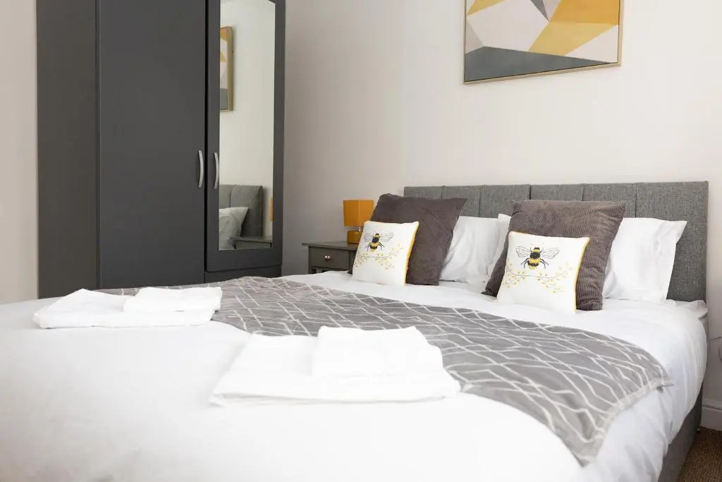 New & Spacious & Contractors & Leisure & Free Parking