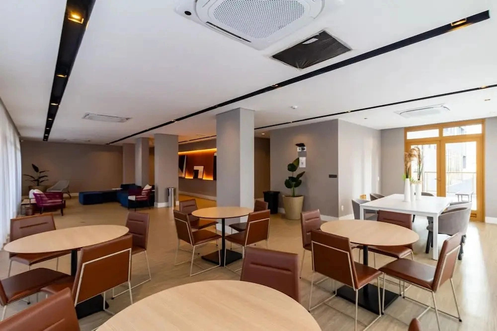 Studio c Varanda e Wi-fi a 300m do Allianz Parque