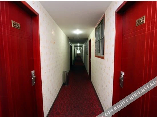 Junyi Chain Hotel (Yongfeng Subway Station)