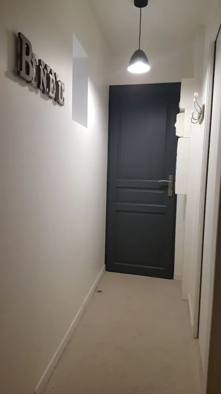 Appartement 2 pièces Le 32 BIS