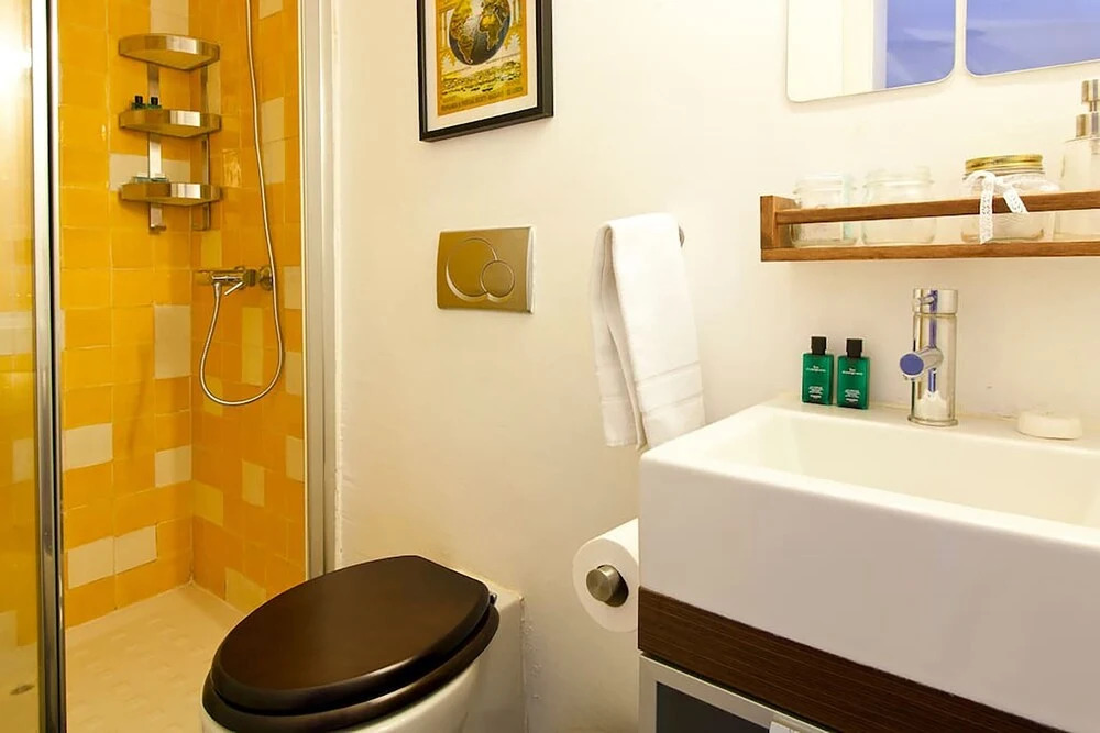Glaring Tailor Made 2 Bedroom Apartment