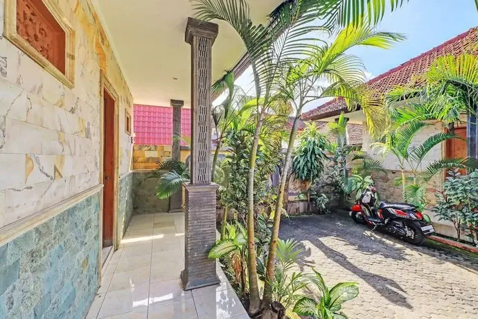 OYO 92175 Surya Madu Guest House Near Pantai Kelan