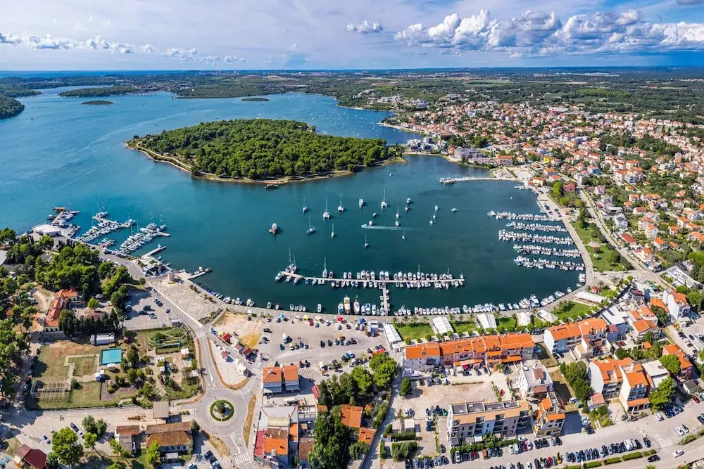 Studio Apartment, 250m From the Beach