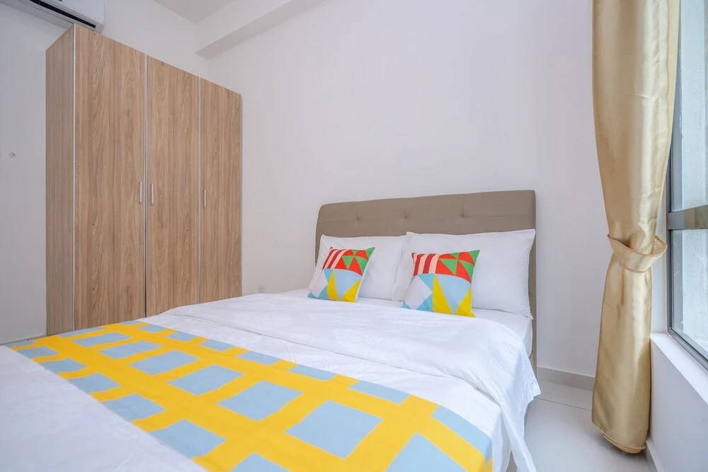OYO 90183 D' Summit Residence 2bhk