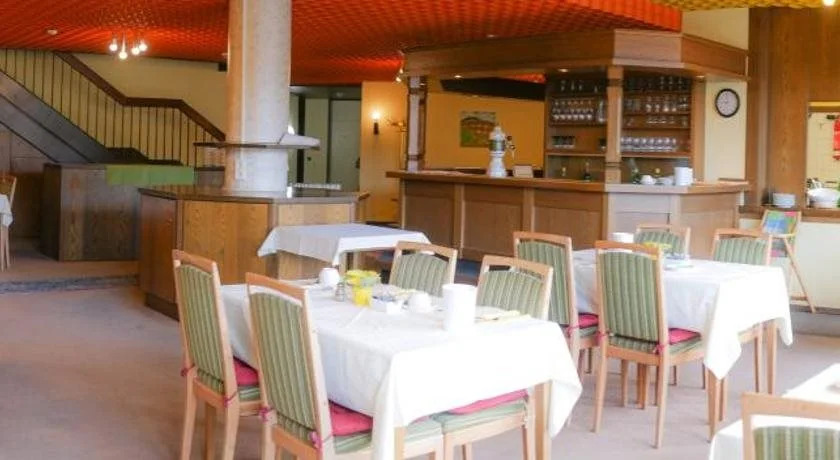 Hotel Oronto