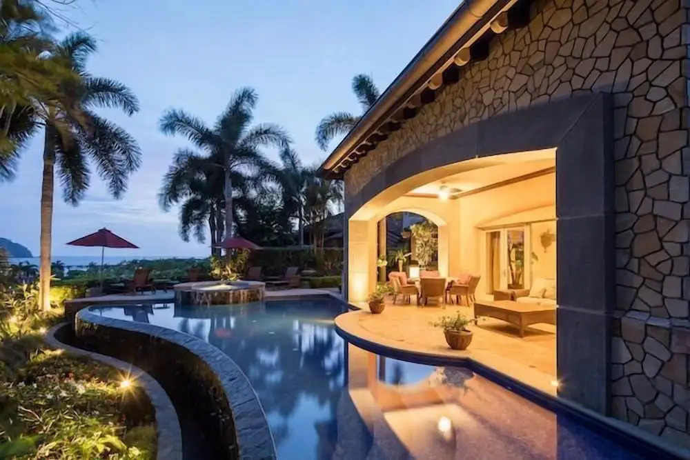 Villa La Perla 4Bdrs Ocean views Los Suenos