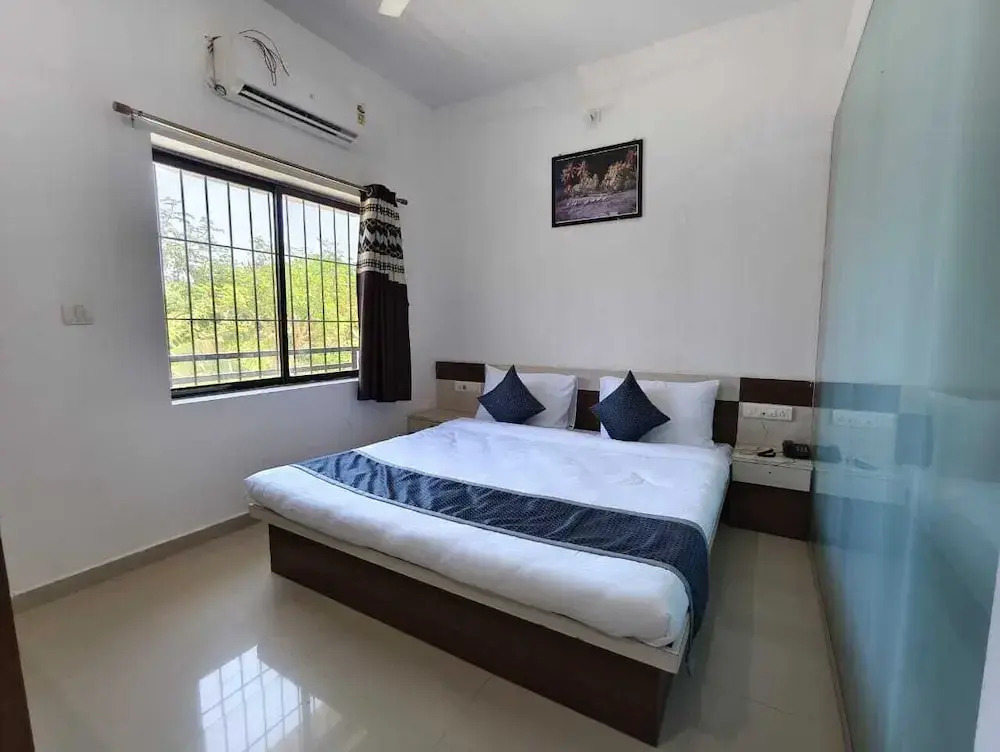 Hotel Hari Om Swimming Pool In Diu