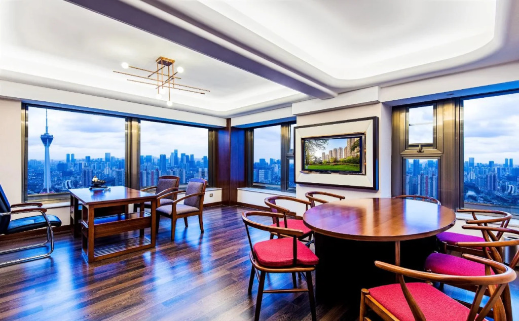 Lujia International Hotel