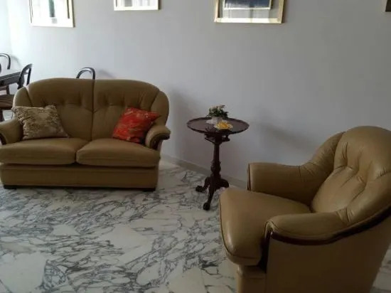 La Casetta Di Nonna Anna - 120 mq Bright Apartment in Rome