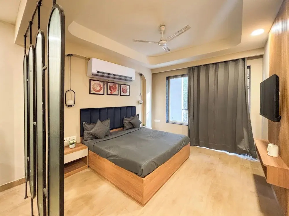 Housr 1 BHK Apartment Sector 42 Gurgaon