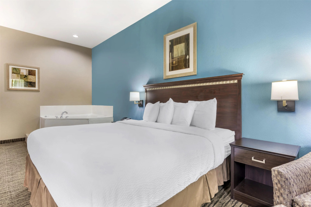 Best Western Mineola Inn