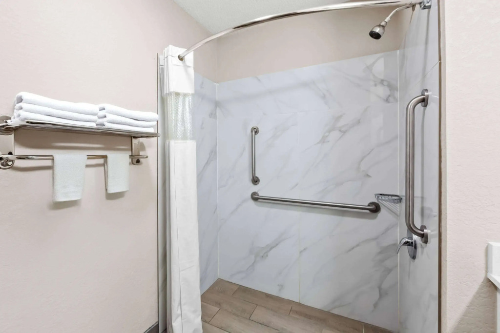 Days Inn by Wyndham Brownsville