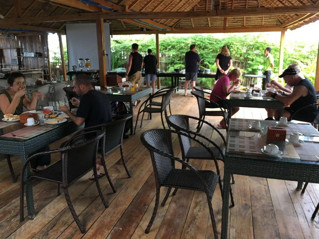 Mary Beach Bungalows