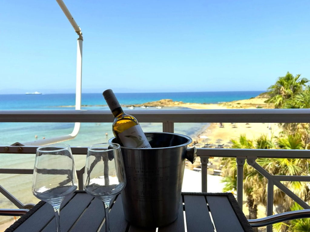Brati Beach Hotel