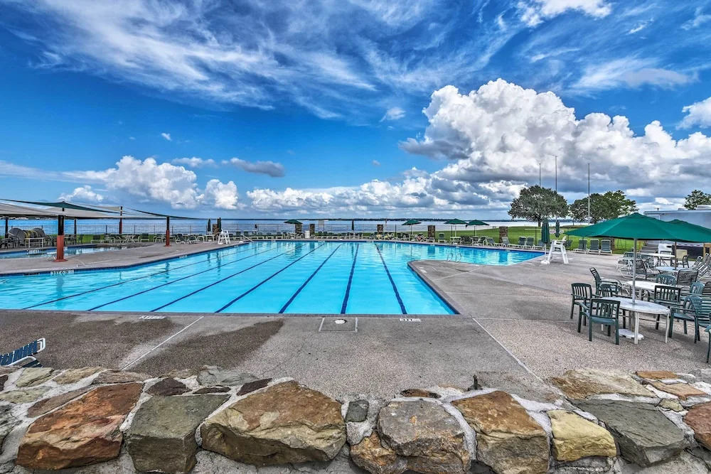 Montgomery Home w/ Patio & Grill: Near Lake Conroe