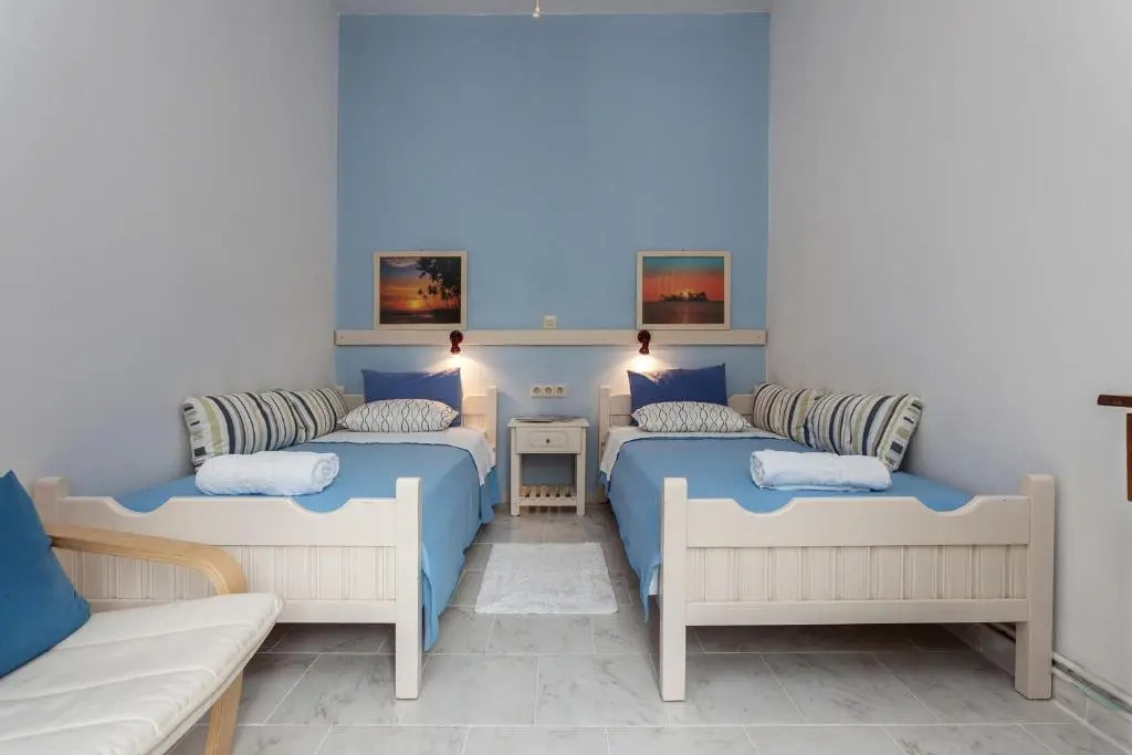 Karavos Sea View Apartments