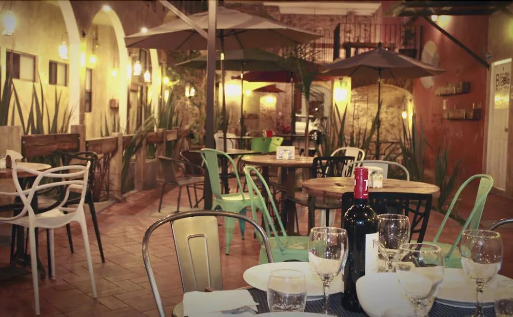 Moctezuma Luxury Boutique Hotel B&B