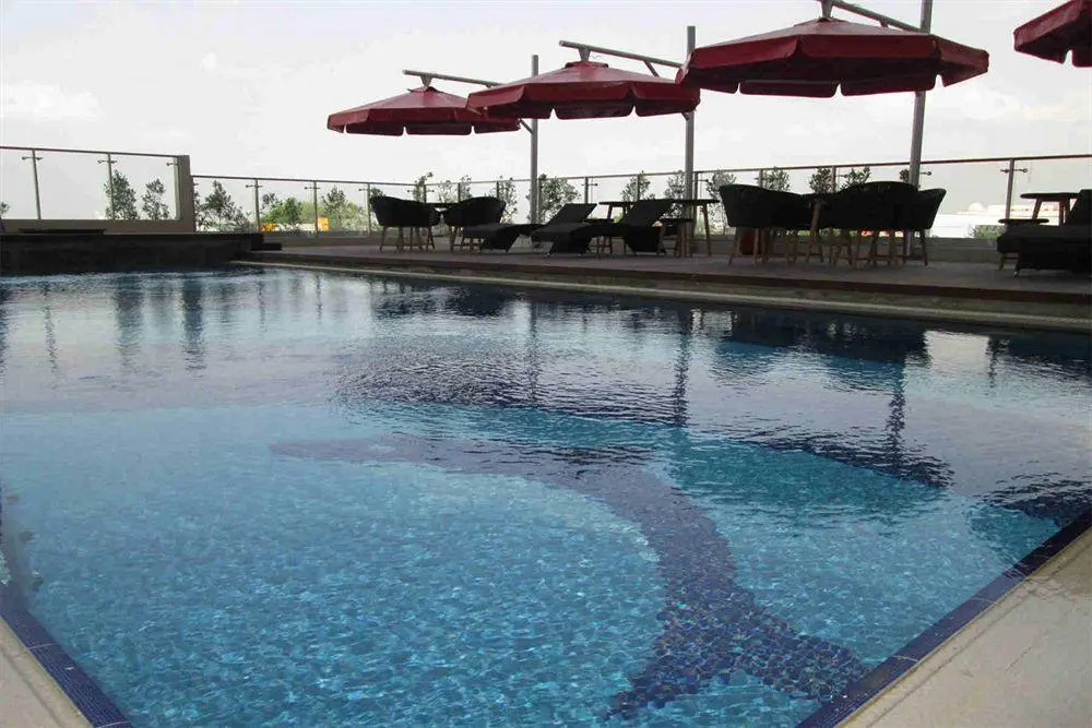 MG Suites Apt 19