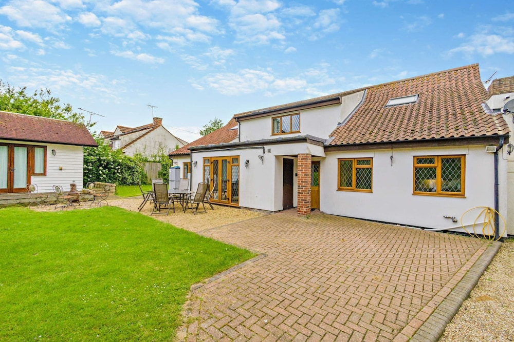 Countryside Retreat Near Cambridge