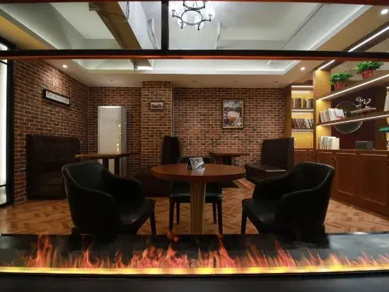 James Joyce Coffetel (Xi'an Xianyang International Airport Airport New Town Subway Station)