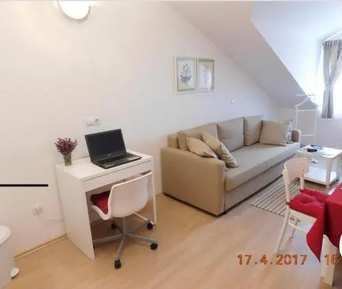 Apartmani ljuta naranča