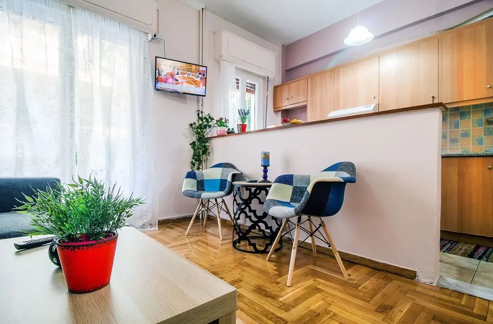 Elegant and renovated flat in Dafni