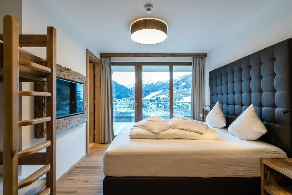 VAYA St Anton
